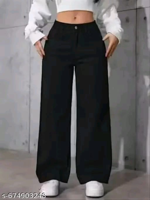 Women’s Straight Fit Black Denim Jeans -Comfortable Daily Wear