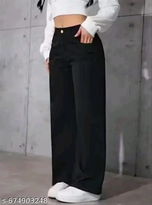 Women’s Straight Fit Black Denim Jeans -Comfortable Daily Wear
